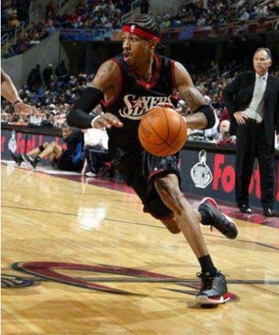 爱德华兹25+7+9兰德尔28+11 森林狼胜骑士