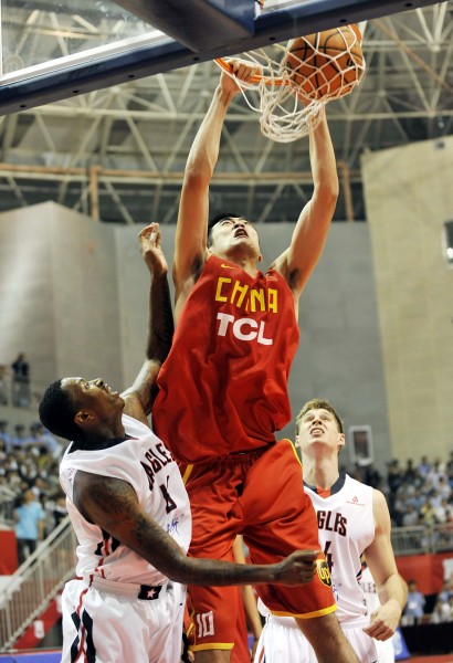 详解棒球规则中的投手重心界定