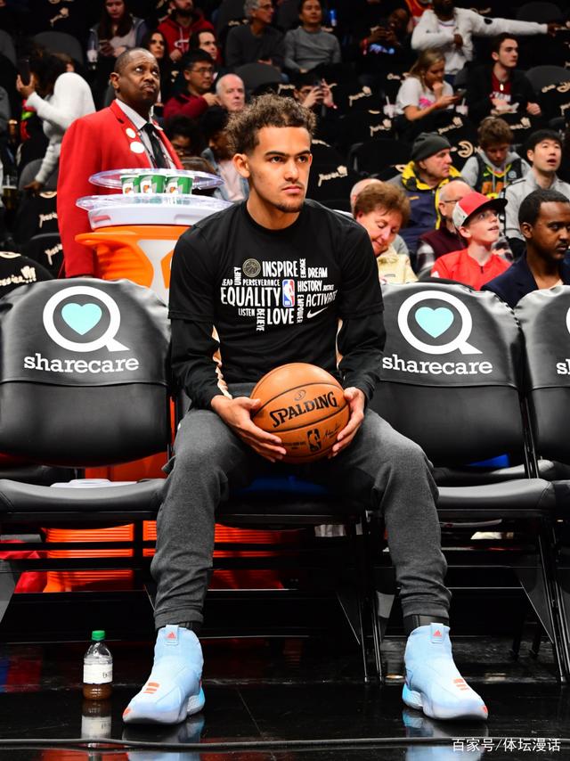 湖人21keep瓦解防守：详解手枪战术是如何制造进攻威胁42亮112回复