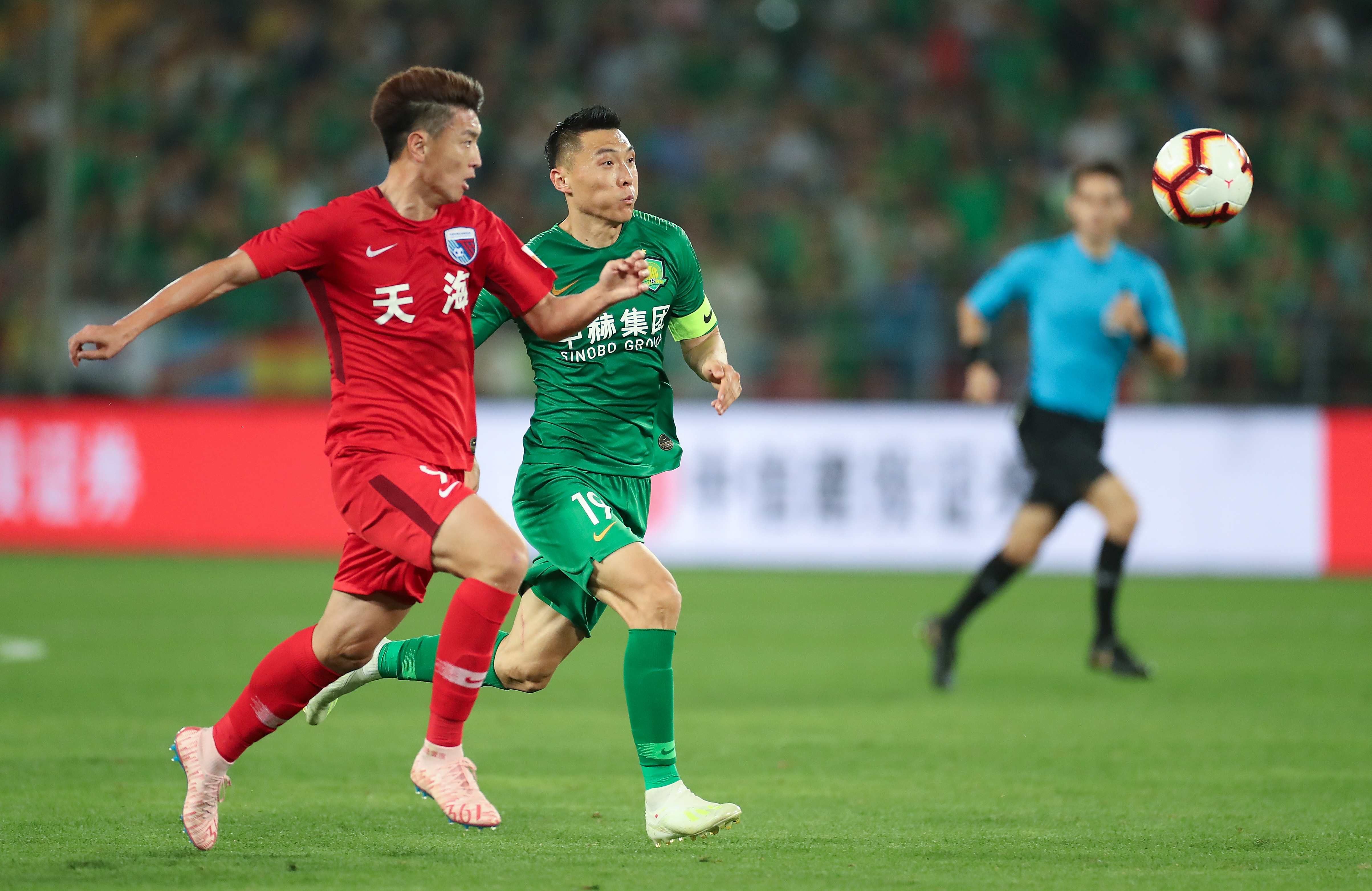 新津为明学校高尔夫教育结硕果，为明教育体教融合展新姿