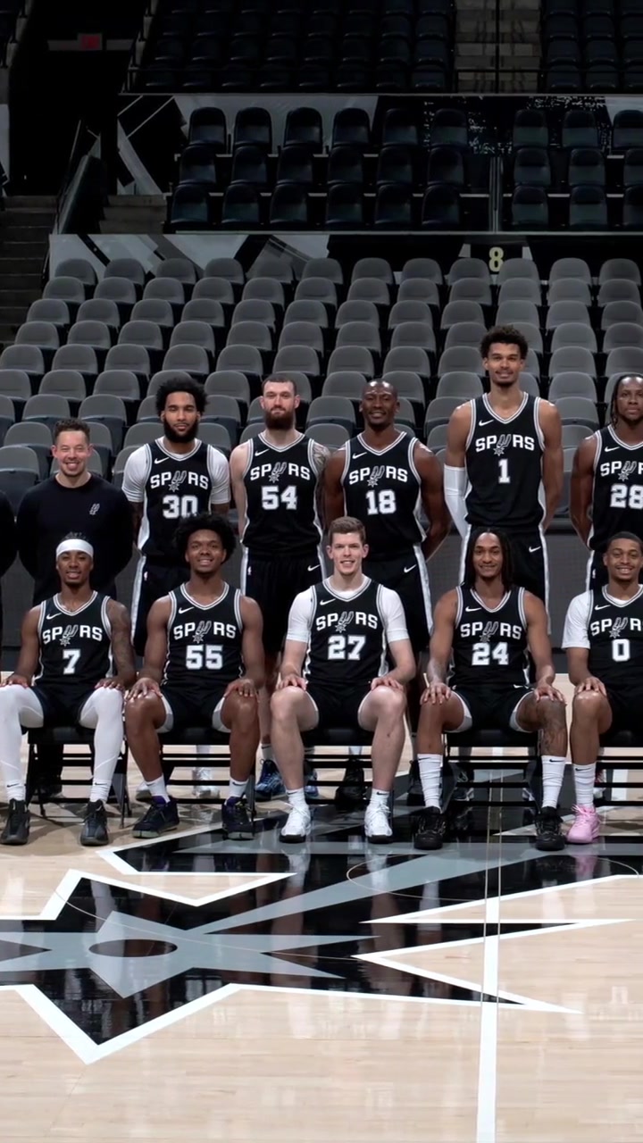 半场-申花10脚射门仅1脚射正 申花0-0河南