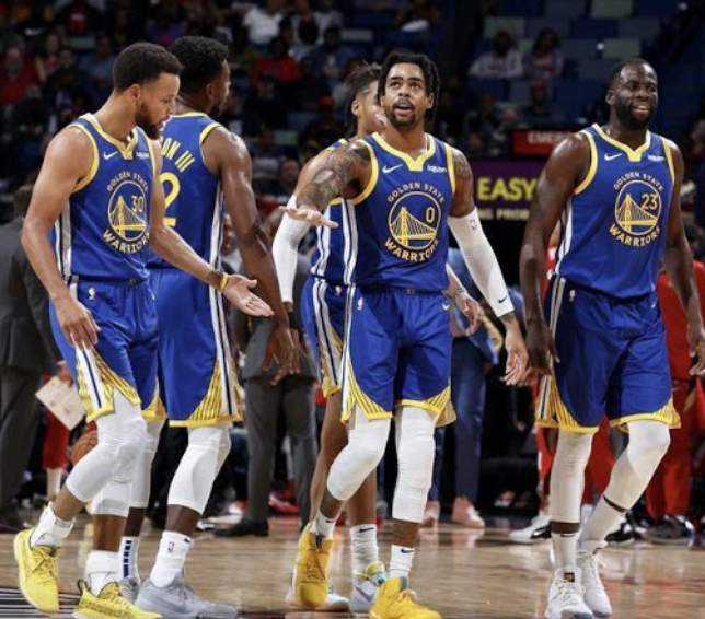 佐拉：当年有幸和马拉多纳一起练习任意球，让我能力明显提升