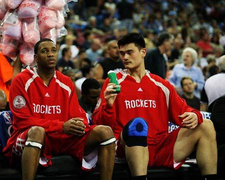 NBA-湖人力克灰熊 詹姆斯上篮