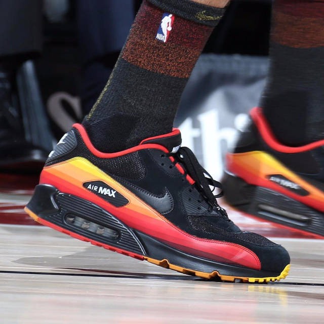 若昂-内维斯：B费帮助我更快融入葡萄牙队，可以做真实的自己